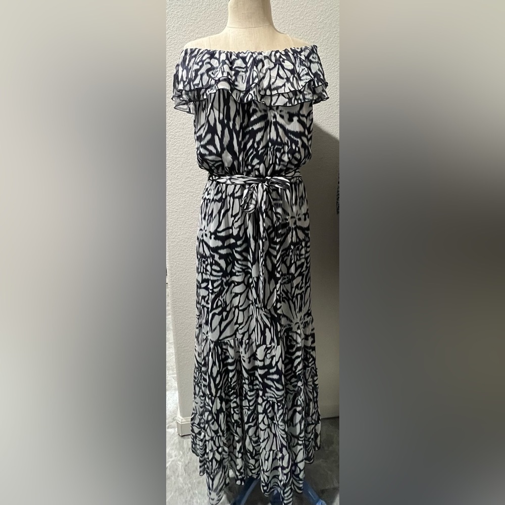 aDressing Woman Full Length Maxi Dress White/Navy Blue Size 10